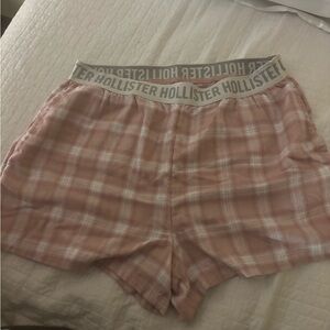 Hollister Women's Plaid Sleep Shorts - Pink and White